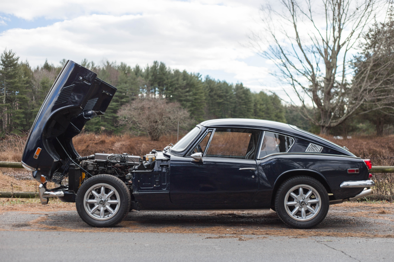 Illustration for article titled Driving a 1970 Triumph GT6+ Reminds You Cars Once Had Steep Learning Curves
